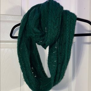 Green knitted infinity scarf